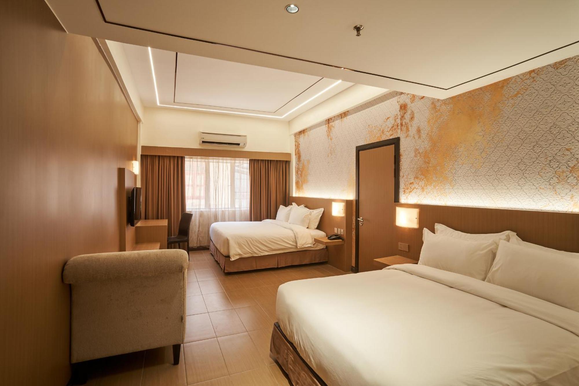 Btc Hotel 4*