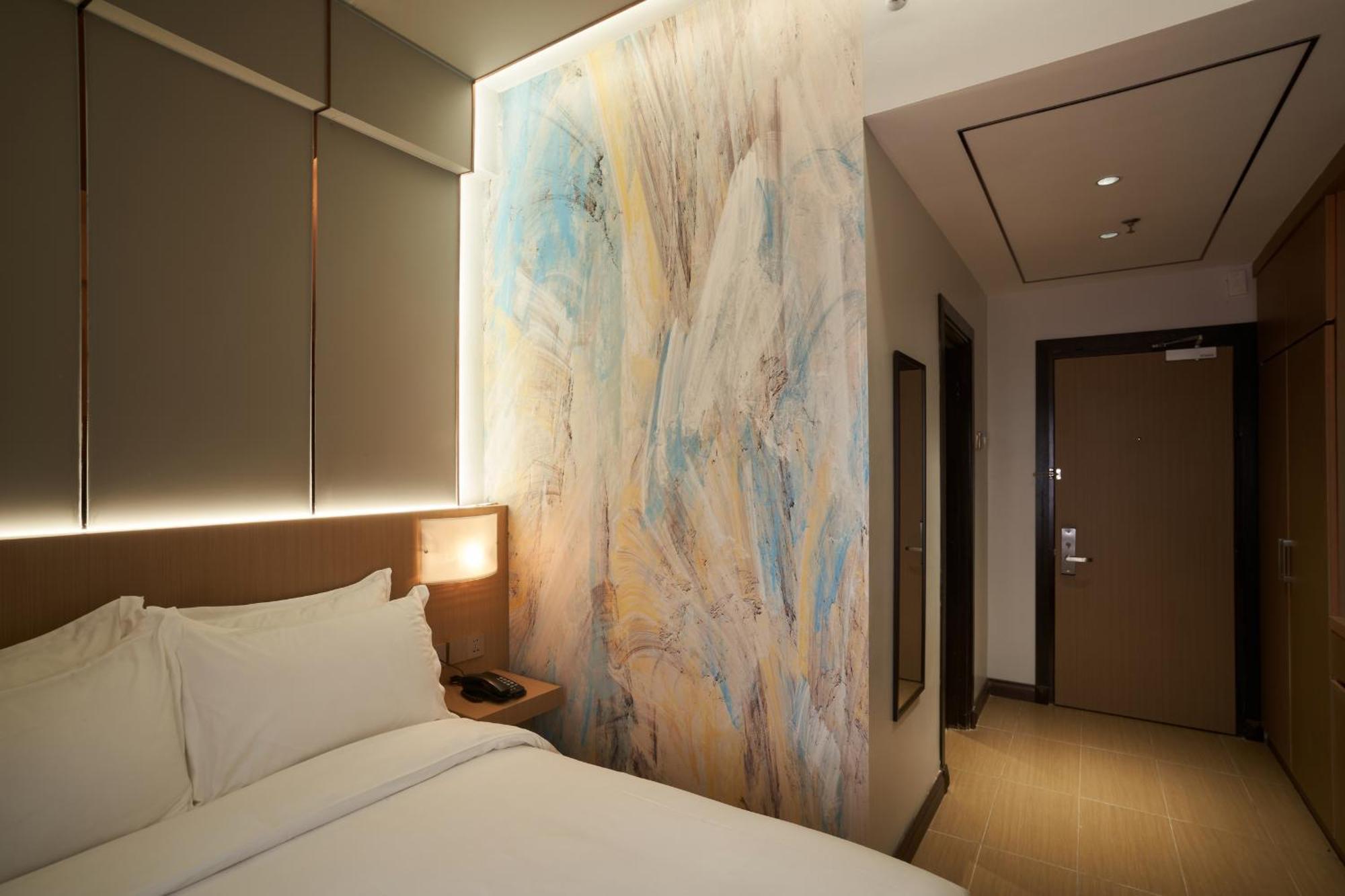 Btc Hotel